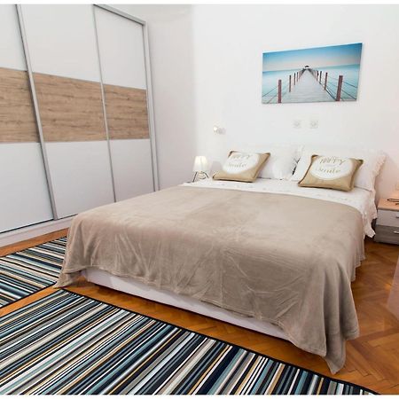 Large Apartment Between Split And Trogir Kastela Ngoại thất bức ảnh