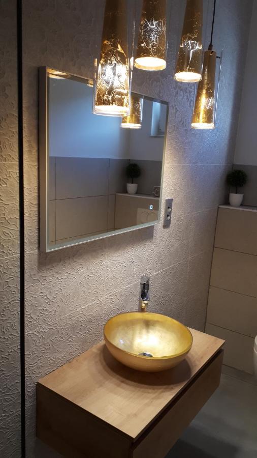 Large Apartment Between Split And Trogir Kastela Ngoại thất bức ảnh