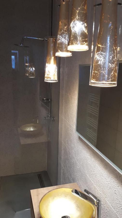 Large Apartment Between Split And Trogir Kastela Ngoại thất bức ảnh