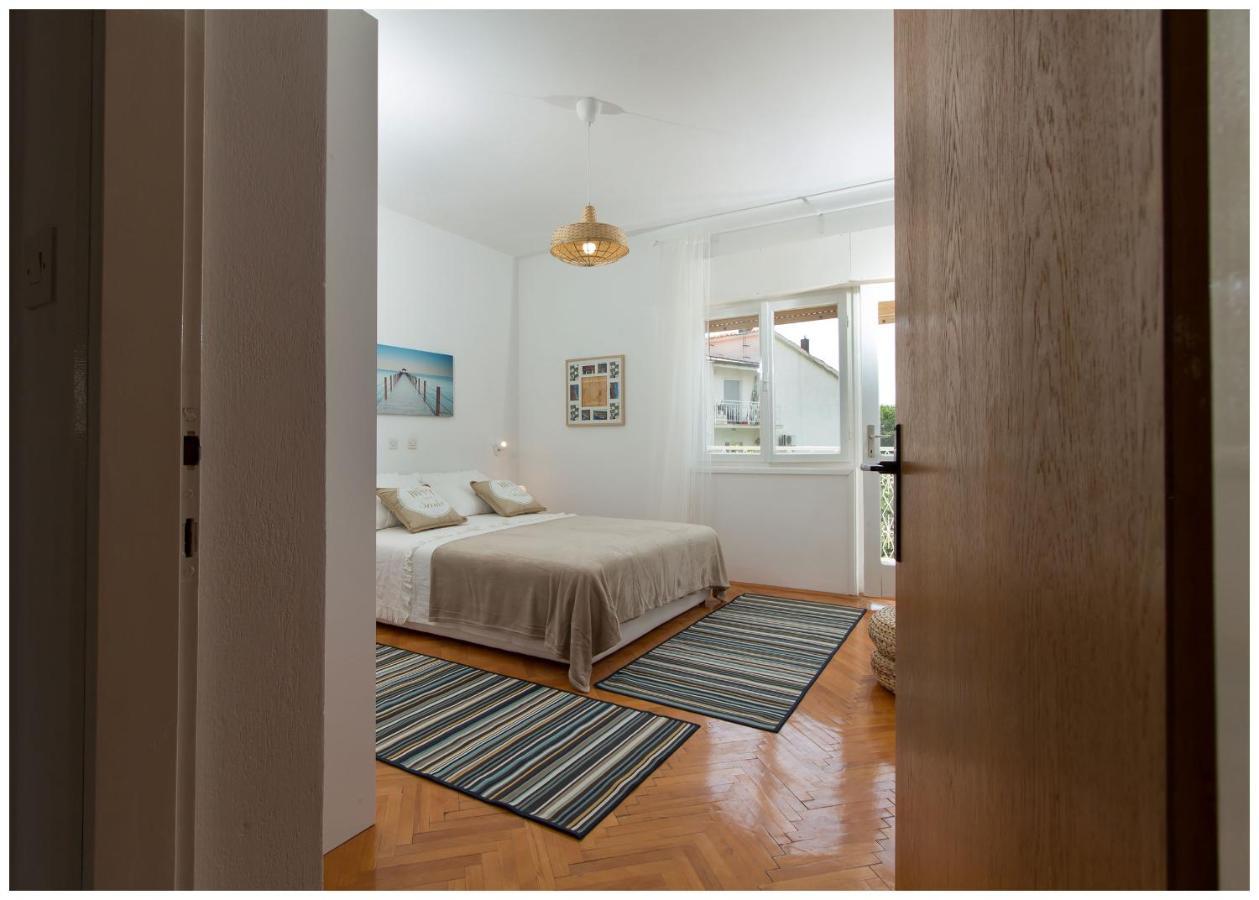 Large Apartment Between Split And Trogir Kastela Ngoại thất bức ảnh
