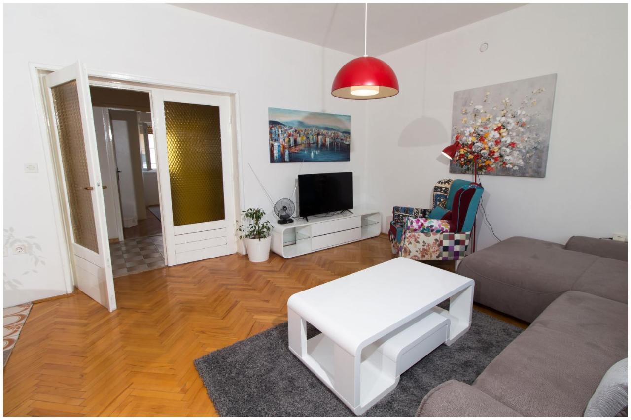 Large Apartment Between Split And Trogir Kastela Ngoại thất bức ảnh