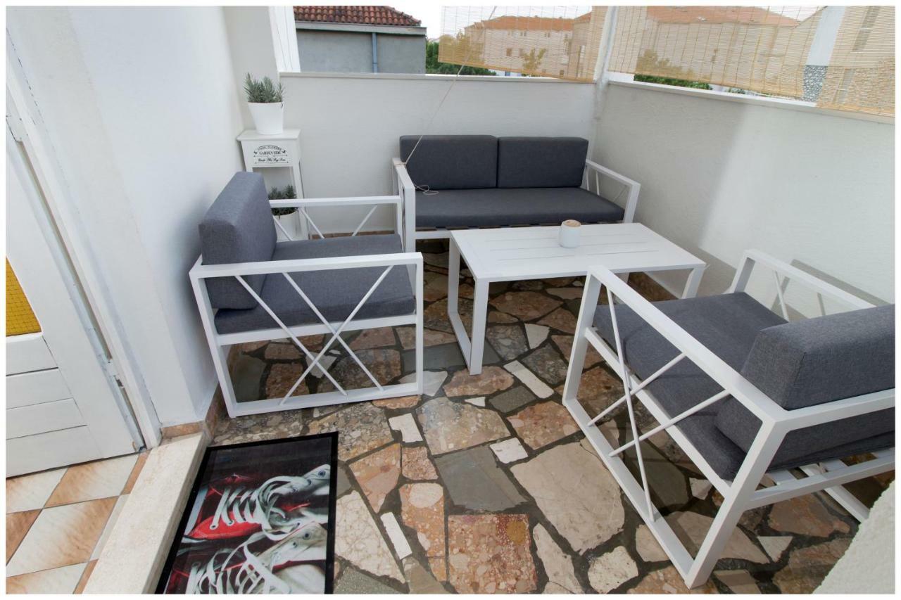 Large Apartment Between Split And Trogir Kastela Ngoại thất bức ảnh